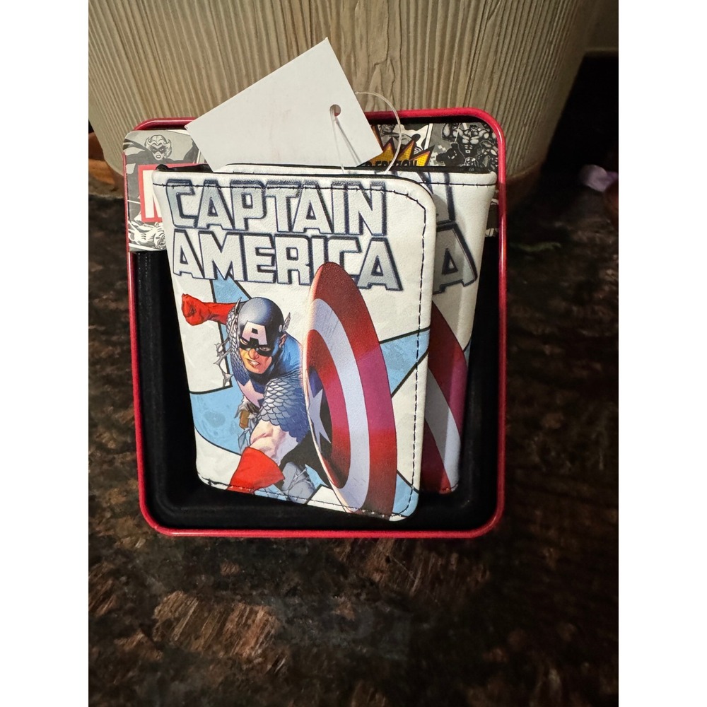 Marvel Comics Captain America Men's Trifold Leather Wallet - Limited Edition